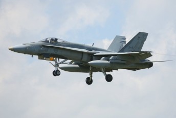 CF-188A Hornet (760) from RCAF 425 TF Squadron "Alouette" CFB Bagotville, QC lands at CFB Trenton