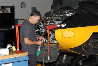 Maintenance of the avionics of the CH-146 Griffon.
