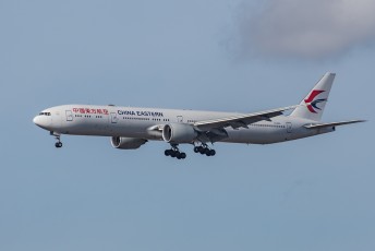 China Eastern Airlines - Boeing 777