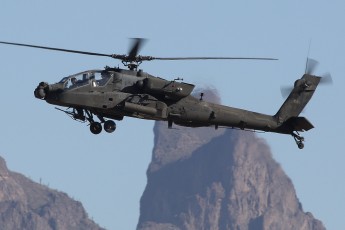 Picach Peak Flyby: AH-64D Apache Longbow, Arizona Army NG 1st Apache Helicopter Battalion, 285th Aviation Regiment @ Picacho Stagefield Heliport, AZ
