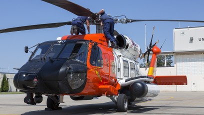 USCG AMTs perform inspection on Sikorsky MH-60T at Air Station Elizabeth City, NC
