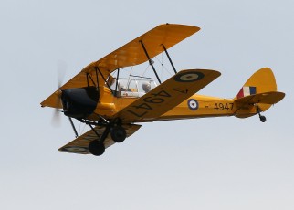 de Havilland Canada Tiger Moth was the primary flying trainer to instruct new pilot recruits of the British Commonwealth Air Training Program.