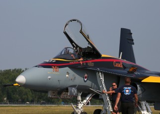 PRE-FLIGHT CF-18 Demo Hornet Maintenance Team (East Crew)