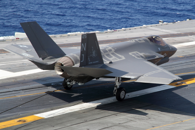 F-35C Lightning II JSF Completes Final Round of Carrier Testing