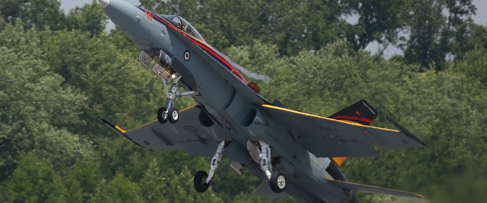 RCAF CF-18 Air Demo Team: The Hornet with a Sting