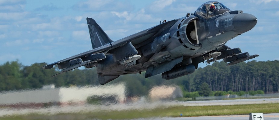 HARRIER SUNDOWN